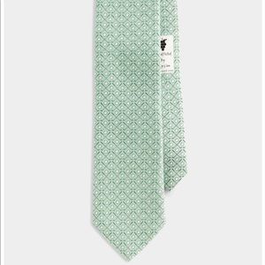 Vineyard Vines Custom Collection Light Green “H” Tie